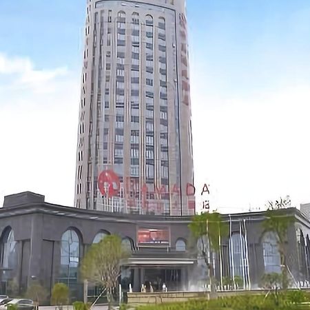 Hotel Ramada Yangzhou Baoying Extérieur photo