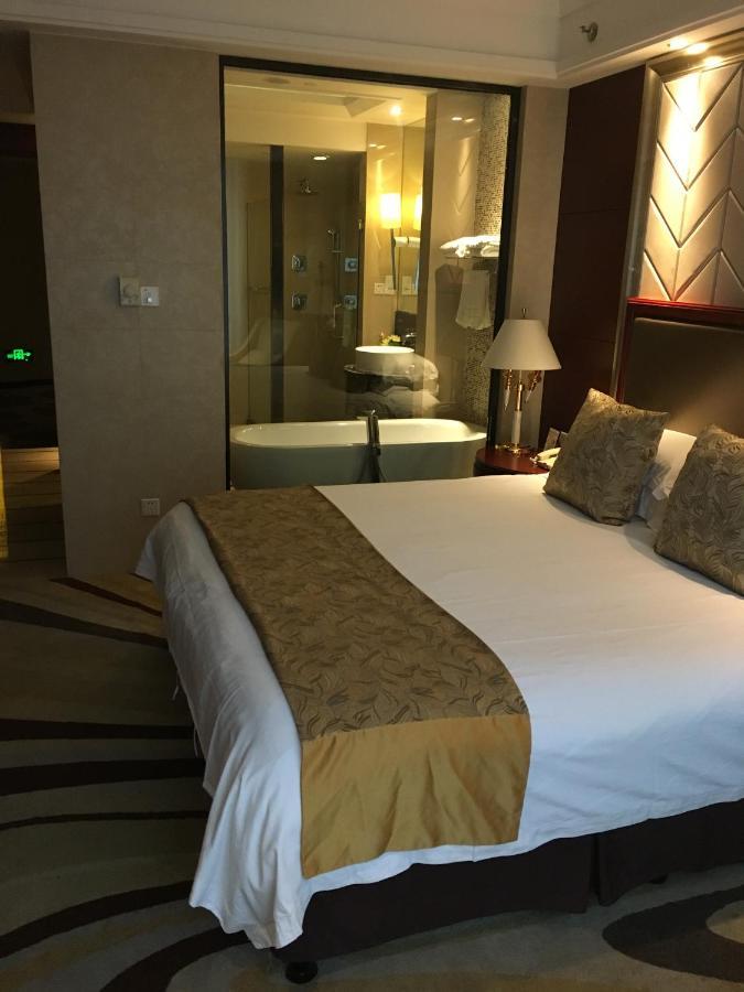 Hotel Ramada Yangzhou Baoying Extérieur photo